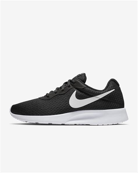 nike tanjun men's.